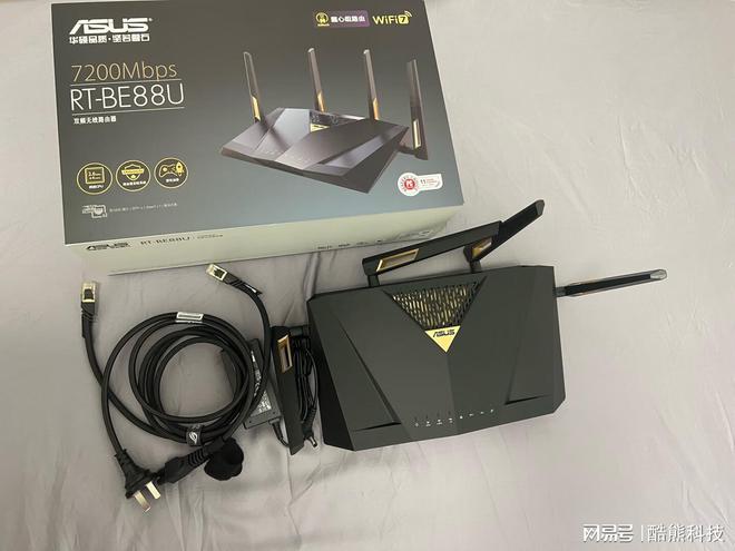 Emc易倍体育：WiFi7新霸主？华硕RT-BE88U路由器网速快到飞起！(图3)