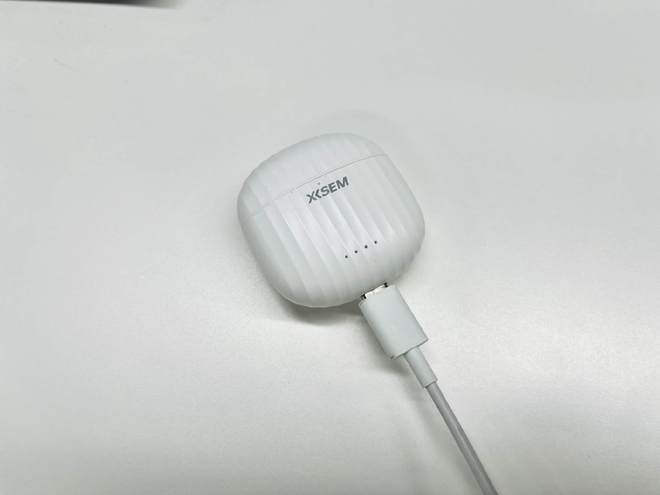 易倍体育网站：轻巧好音质西圣AVA2蓝牙耳机佩戴一整天不感觉累(图8)