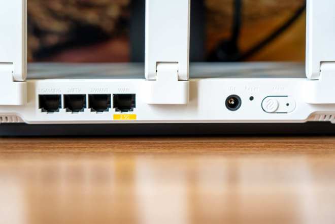 Emc易倍体育：WiFi7加持还有游戏加速锐捷雪豹BE50电竞路由器体验(图8)