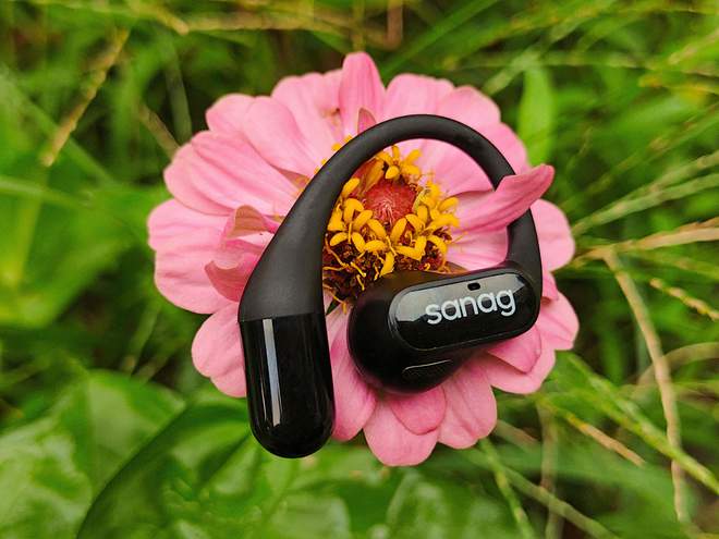 易倍体育网站：聚音合一稳定闪连—SANAG塞那G6S蓝牙耳机(图9)