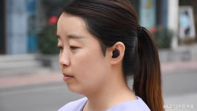 JEETAir2真无线蓝牙耳机：轻巧隐形佩戴音质续航不掉队(图6)