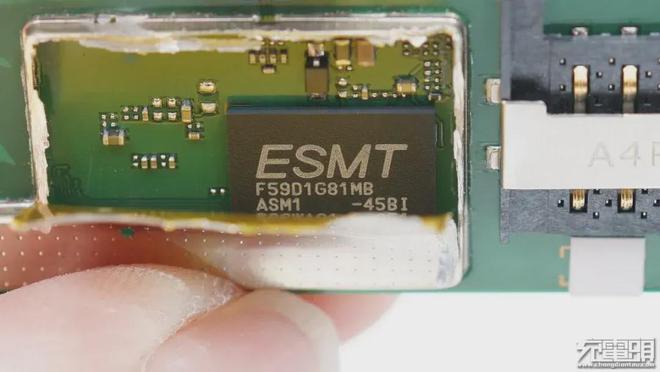 随身WIFI如何存储用户数据？这些FLASH芯片给你答案(图4)