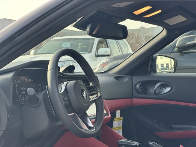 2024款日产400Z现车报价30T手动高性能超级跑车(图4)