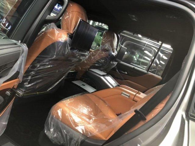 2024款雷克萨斯LX600中东版4座VIP黑曜版现车多多透明价(图5)