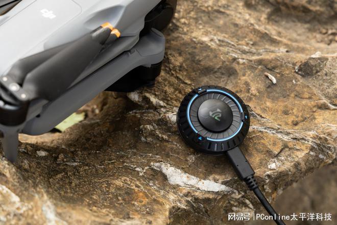 Emc易倍体育：PConline2024智臻科技奖《年度优秀设计》：飞猫U9随身WIFI(图3)