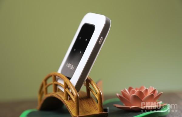 流量跳动随身WiFiBENGTENGM100上手体验(图2)