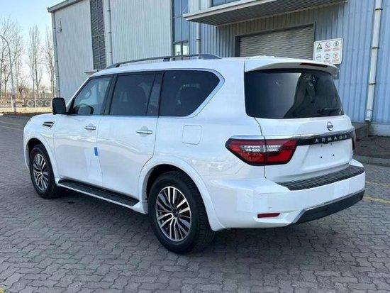 平行进口尼桑途乐阿曼达56V8平行进口最新售价70万现车(图3)