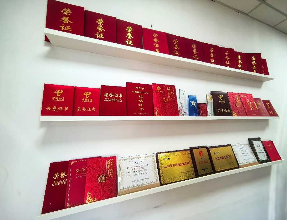 中央企业劳动模范周江：常学常“新”敢闯敢“创”(图2)