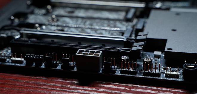Emc易倍体育：打开主板这个新功能游戏性能免费提升10帧！(图14)