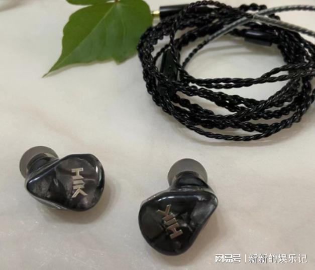 易倍体育网站：不想使用蓝牙耳机的人喜欢的有线款