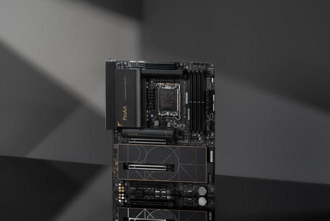 易倍体育网站：创作者的硬核搭档！华硕ProArtZ890-C