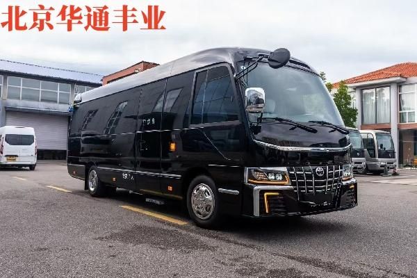 丰田考斯特12座价格丰田12座新款图片参数(图1)