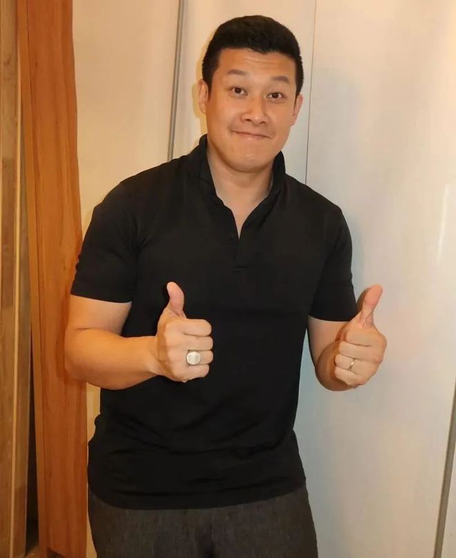 Emc易倍体育：94岁黄夏蕙看淡生死不怕‘死亡’预言前TVB男星自曝离巢后收入激增(图3)