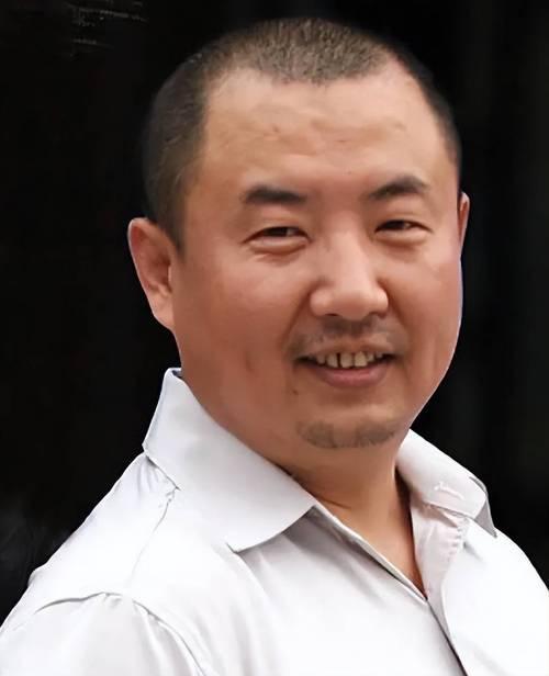表面是演员实际是“国际反恐专家”！这位著名老戏骨隐藏好深(图3)