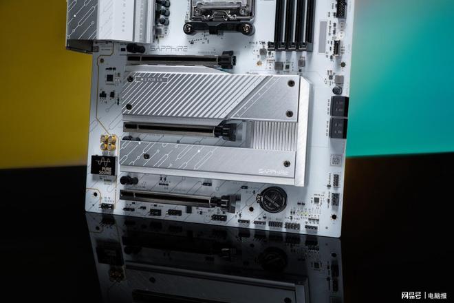 AM5锐龙白色装机绝配！蓝宝石PURE极地B850MB850AWIFI主板测评(图4)