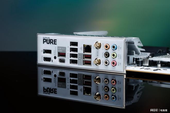 AM5锐龙白色装机绝配！蓝宝石PURE极地B850MB850AWIFI主板测评(图5)