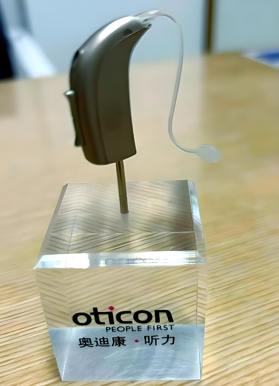 易倍体育网站：助听器怎么去验配？2025年最好最安全的十大名牌助听器出炉！口碑品牌选购全攻略(图3)