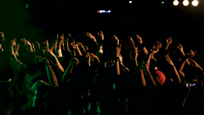 两位数的屏显蓝牙耳机。(图3)