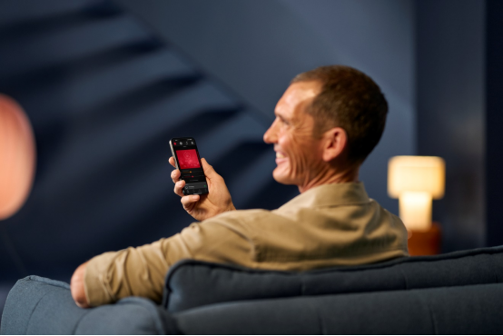 Emc易倍体育：性能升级开启高性价比颠覆新体验瑞声达至境·纤语系列助听器正式上市(图5)