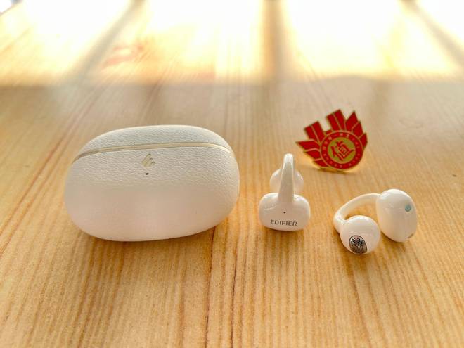 Emc易倍体育：这款耳机可闭眼入！体验耳夹式蓝牙耳机漫步者FitClipUltra(图10)