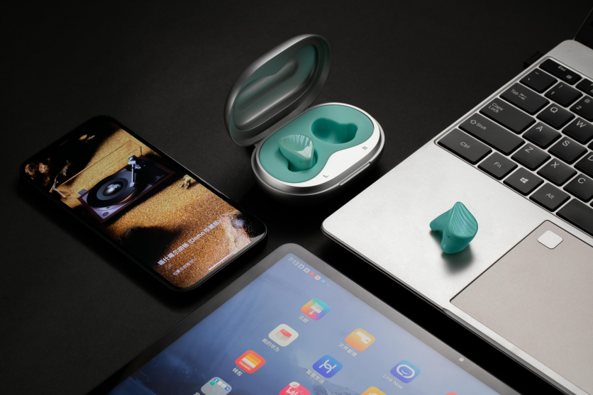 从频繁捡耳机到狂甩不掉听智慧定制蓝牙耳机如何终结佩戴尴尬