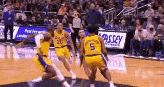 Emc易倍体育：流言板]忘不了！公牛官推晒爵士主场WiFi名：乔丹推人了(图12)