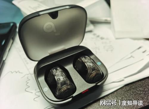 Emc易倍体育：哪个牌子的蓝牙耳机好用？怎么选？2025十大高性价比蓝牙耳机推荐(图12)