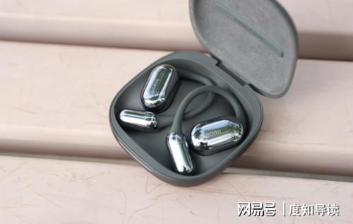 Emc易倍体育：哪个牌子的蓝牙耳机好用？怎么选？2025十大高性价比蓝牙耳机推荐(图10)