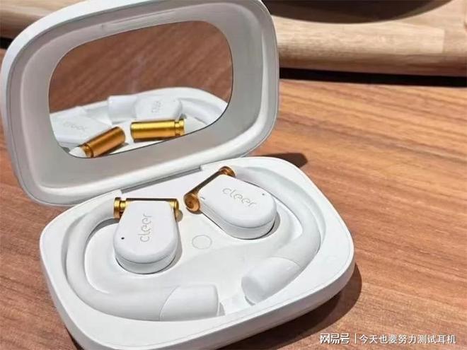 易倍体育网站：耳挂式耳机怎么选？蓝牙耳机推荐排行榜TOP10！(图12)