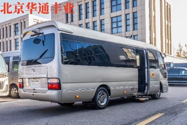 丰田考斯特10座价格考斯特豪华商务车专卖店(图4)