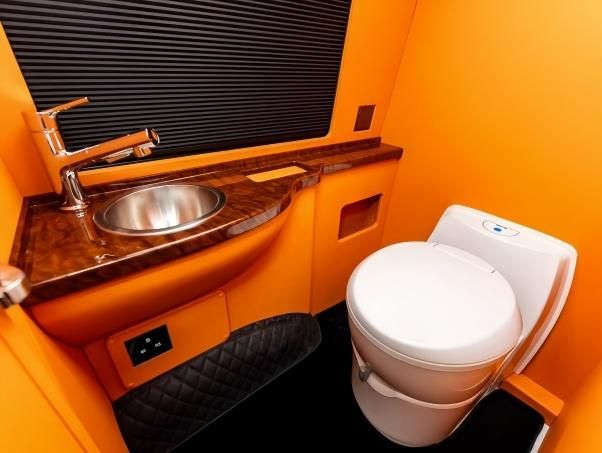 易倍体育网站：丰田海狮6座一室一厅配置齐全北京4S店报价(41~85万)有优惠(图4)