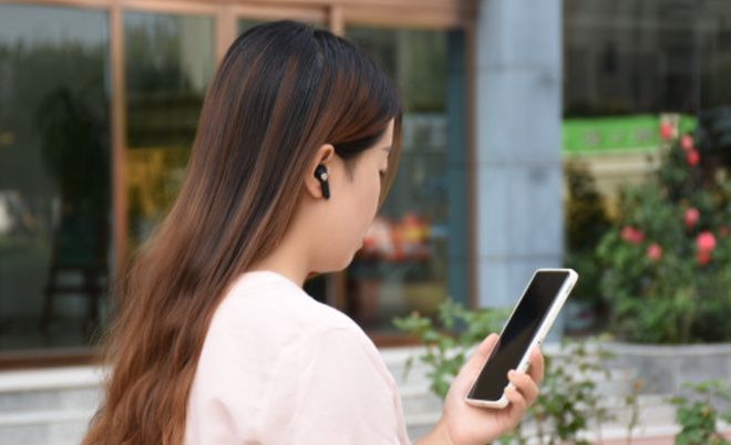 易倍体育网站：2026高性价比蓝牙耳机盘点日常通勤办公全覆盖(图2)